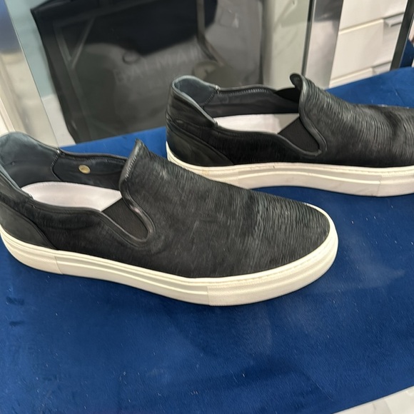 Men’s Italian leather sneaker slip on gently used - Picture 2 of 5